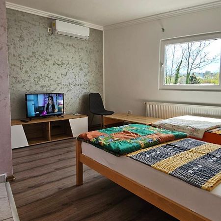 Apartmani Roki Tuzla Exterior photo