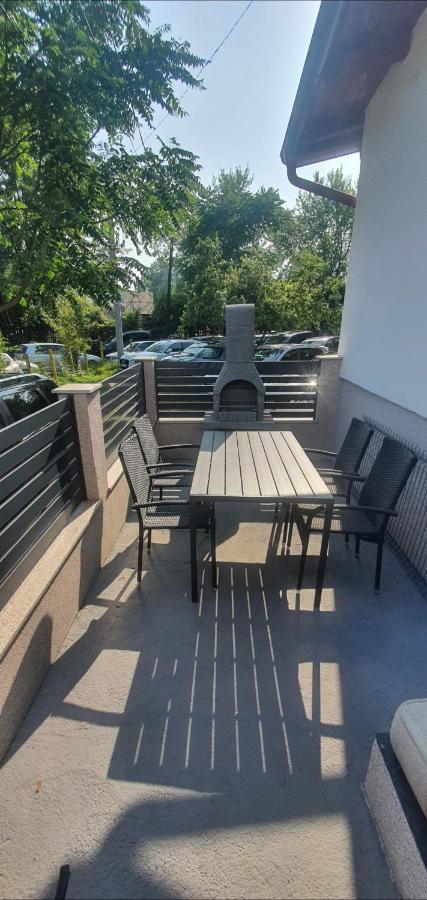 Apartmani Roki Tuzla Exterior photo